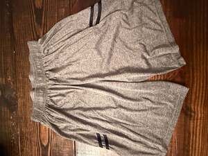 Real Essentials Men's Gray Active Shorts Size S